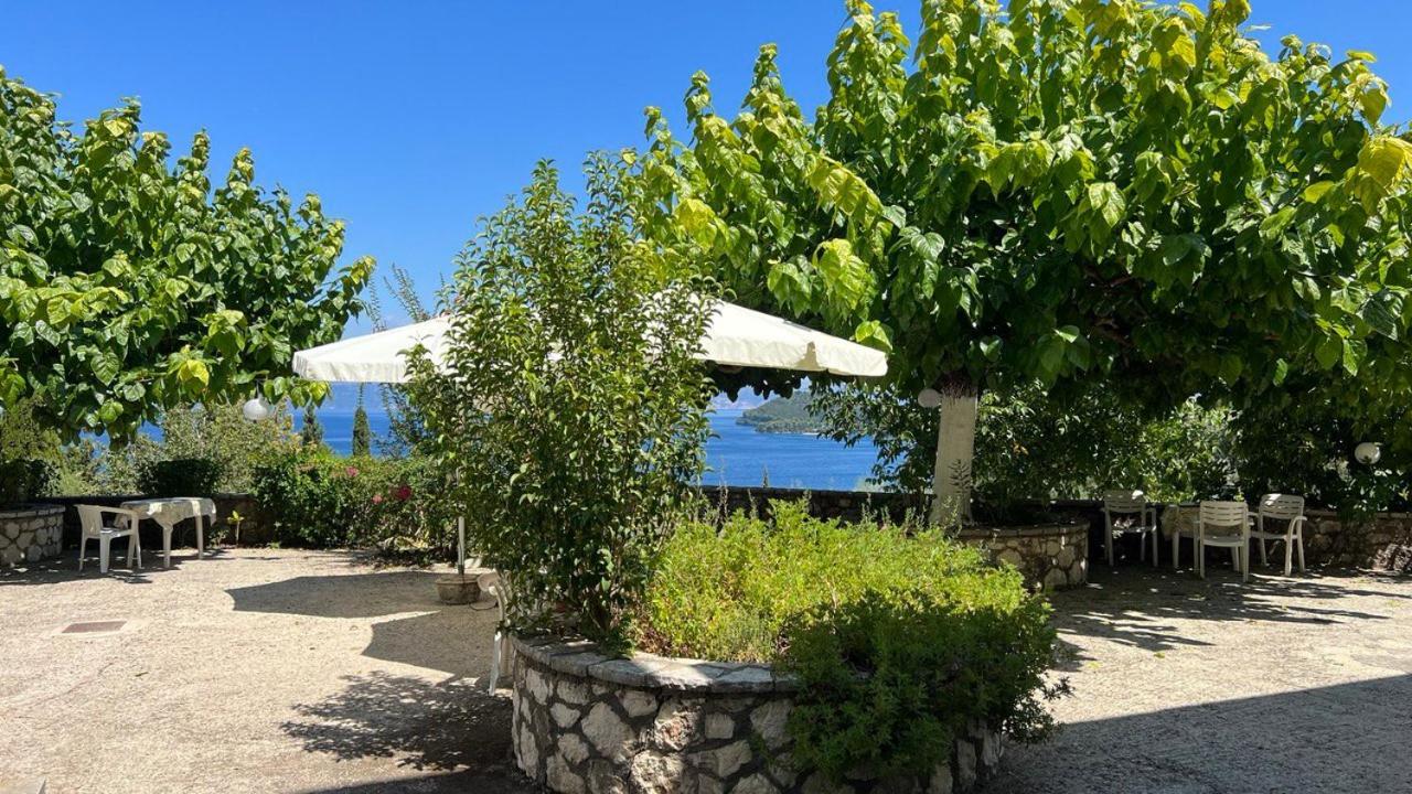 Villa Evgenia Yénion 外观 照片